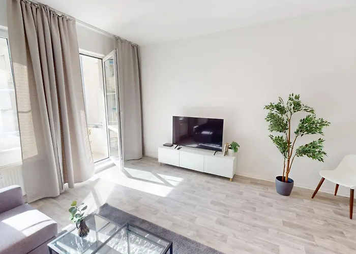 2-raum-wohnung In Zentrumsnaehe Apartament